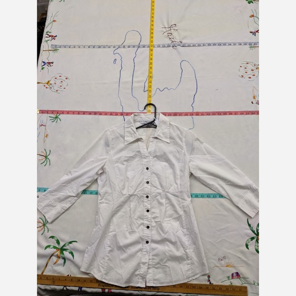 Larry Levine Tops - Women's Size Medium Larry Levine Short Sleeve Dres